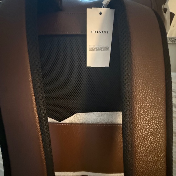 Coach BackBack - Picture 1 of 4